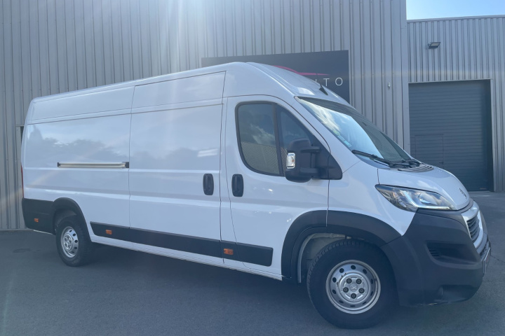PEUGEOT BOXER FOURGON