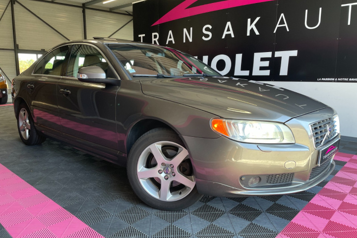 VOLVO S80