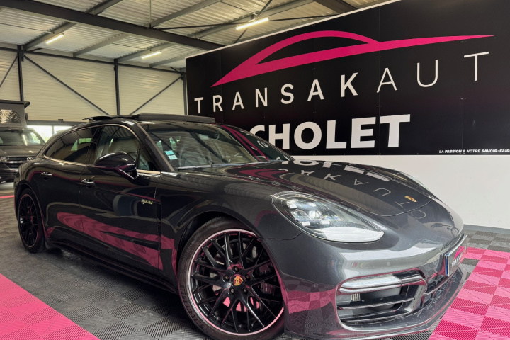 PORSCHE PANAMERA