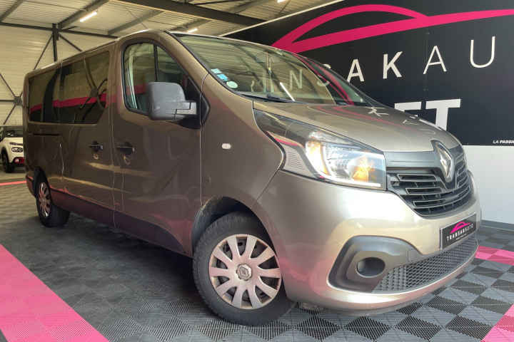 RENAULT TRAFIC COMBI