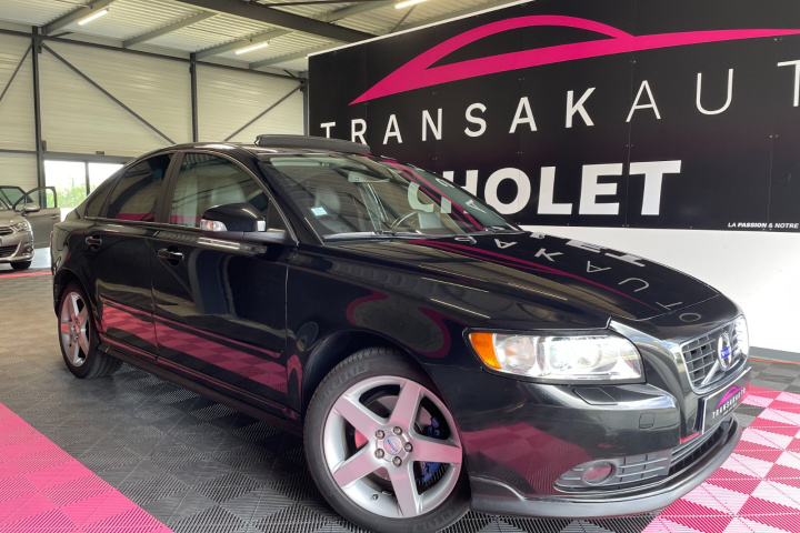VOLVO S40